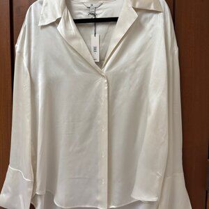 Banana Republic Bliss 100% Silk Resort Shirt